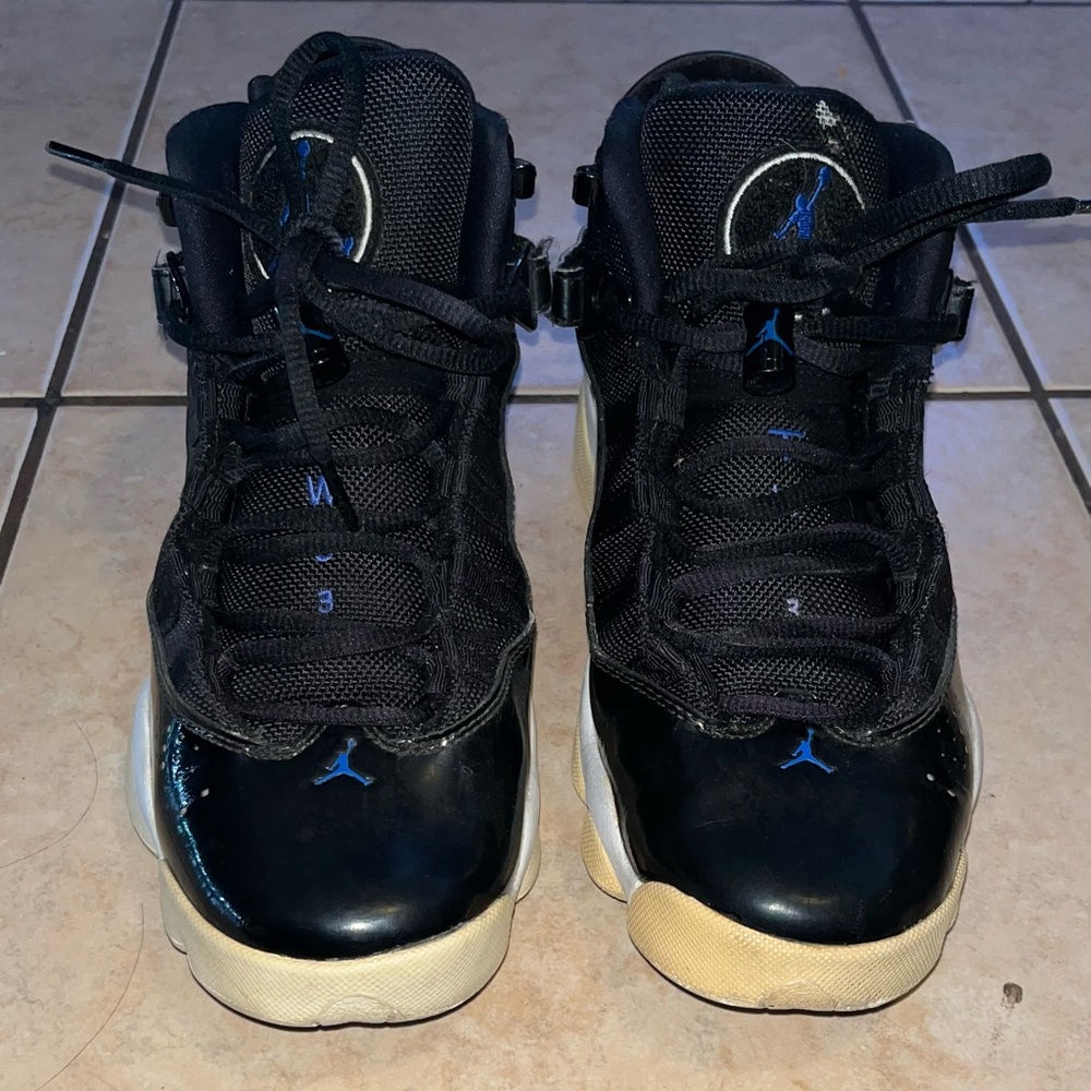Air Jordan 6 rings Space Jam size 6.5Y